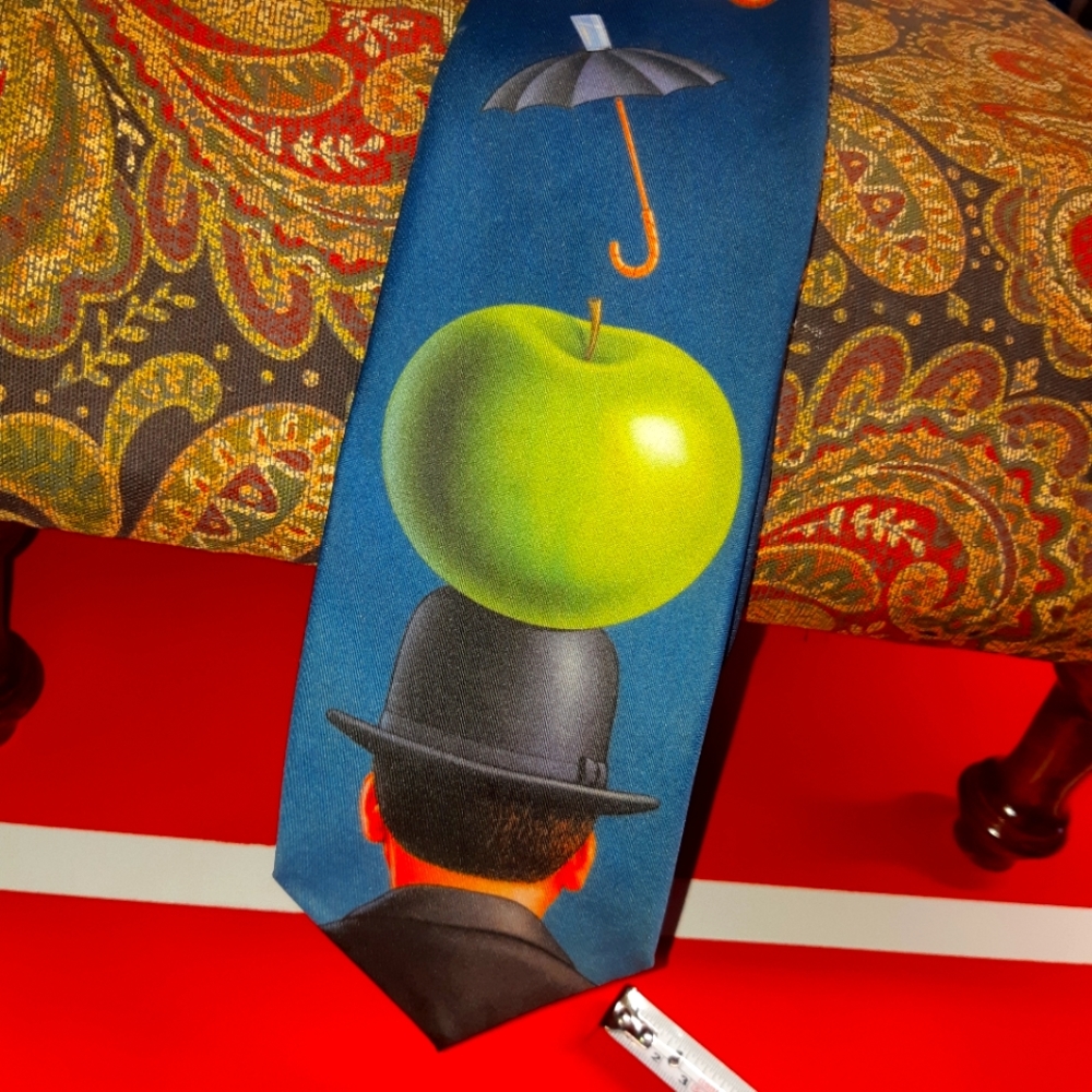 Vintage polyester Tie